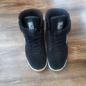 Woman's Fila High Top